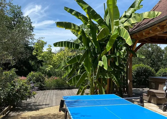 La Charmille Hébergement de vacances Le Roc